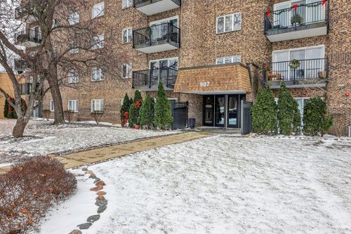 apt-407-907 Curtiss St, Downers Grove, IL, 60515-4744 | Card Image
