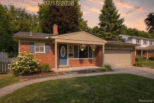 14801 Greenbriar Ct, Plymouth, MI, 48170-2621 | Card Image