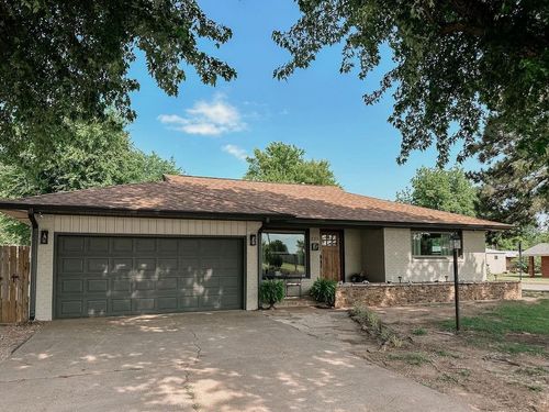 325 S Marion St, Hinton, OK, 73047-9005 | Card Image