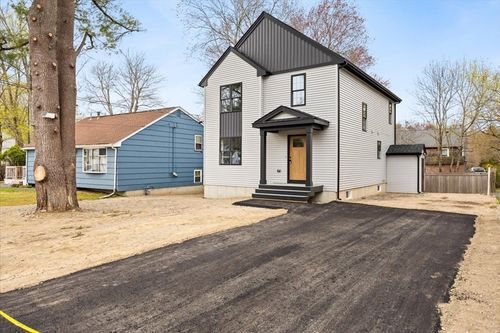 33 Glendale Ave, Brockton, MA, 02301-7028 | Card Image