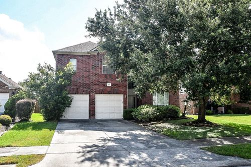 3015 Darby Brook Dr, Fresno, TX, 77545-8147 | Card Image