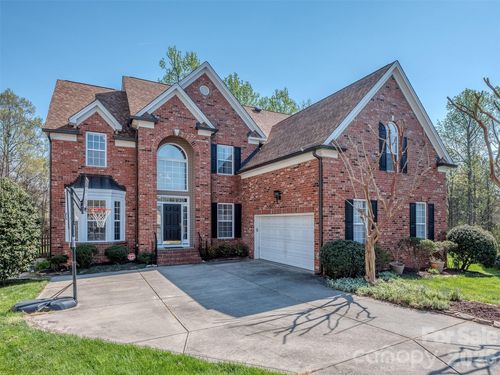 12103 Crescent Run Ct, Charlotte, NC, 28277-2448 | Card Image