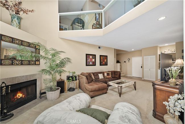 APT-326 - 13331 Moorpark St, Condo with 2 bedrooms, 2 bathrooms and 2 parking in Sherman Oaks CA | Image 6