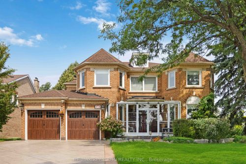 406 Weldrick Rd E, Richmond Hill, ON, L4B2M8 | Card Image