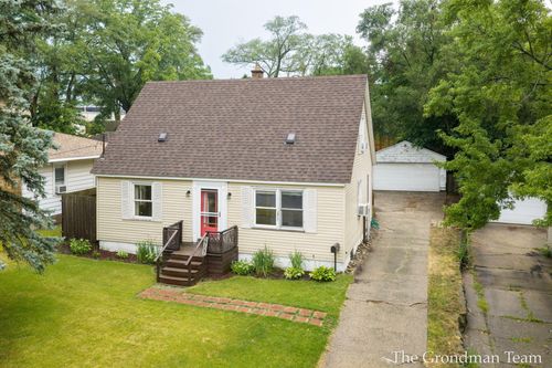 2707 Charlesgate Ave, Wyoming, MI, 49509-2067 | Card Image