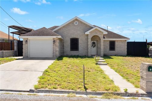 589 Paseo Lindo Street, Rio Grande City, TX, 78582 | Card Image