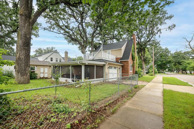 1010exteriorback.jpg | Image 25