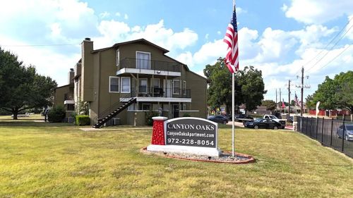 1001 Pecan Crossing Dr, DeSoto, TX, 75115-4219 | Card Image