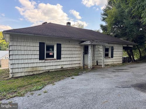 868 Ridge Rd, AIRVILLE, PA, 17302-9158 | Card Image