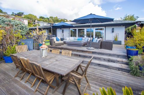 2 Greenwood Ct, Tiburon, CA, 94920-2016 | Card Image