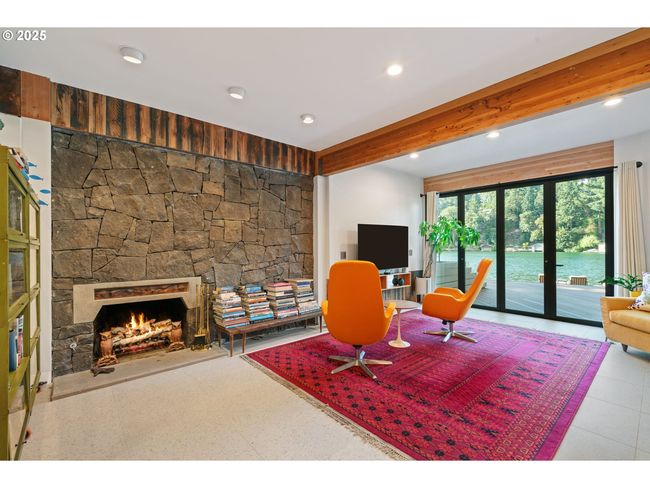 1115 Lake Front Rd, House other with 4 bedrooms, 4 bathrooms and 2 parking in Lake Oswego OR | Image 37