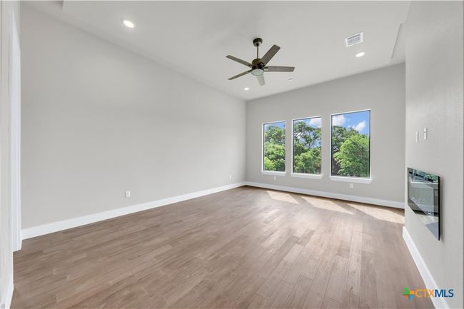 6846 Spring Branch Rd, House other with 3 bedrooms, 4 bathrooms and null parking in Spring Branch TX | Image 16