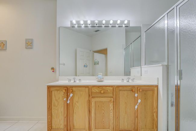 4022 - 8010 Carnoustie Pl, Condo with 2 bedrooms, 3 bathrooms and null parking in Port St. Lucie FL | Image 4
