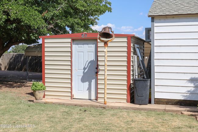2512 Holliday St, House other with 3 bedrooms, 2 bathrooms and null parking in Plainview TX | Image 35