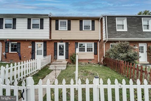 1717 Fort Henry Ct, DUMFRIES, VA, 22026-2514 | Card Image