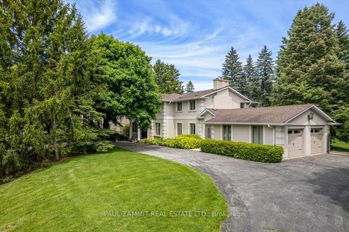28 Thornlea Rd, Thornhill, ON, L3T1X3 | Card Image