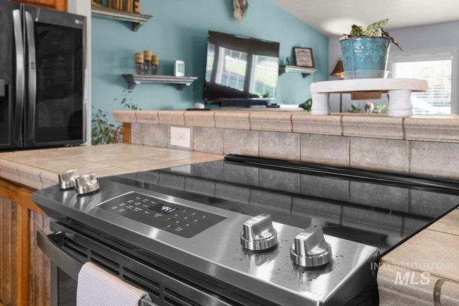 12195 S Hawk Haven Ave, House other with 4 bedrooms, 3 bathrooms and 2 parking in Kuna ID | Image 23
