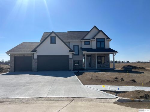 2207 N 22nd Cir, Ashland, NE, 68003-1115 | Card Image