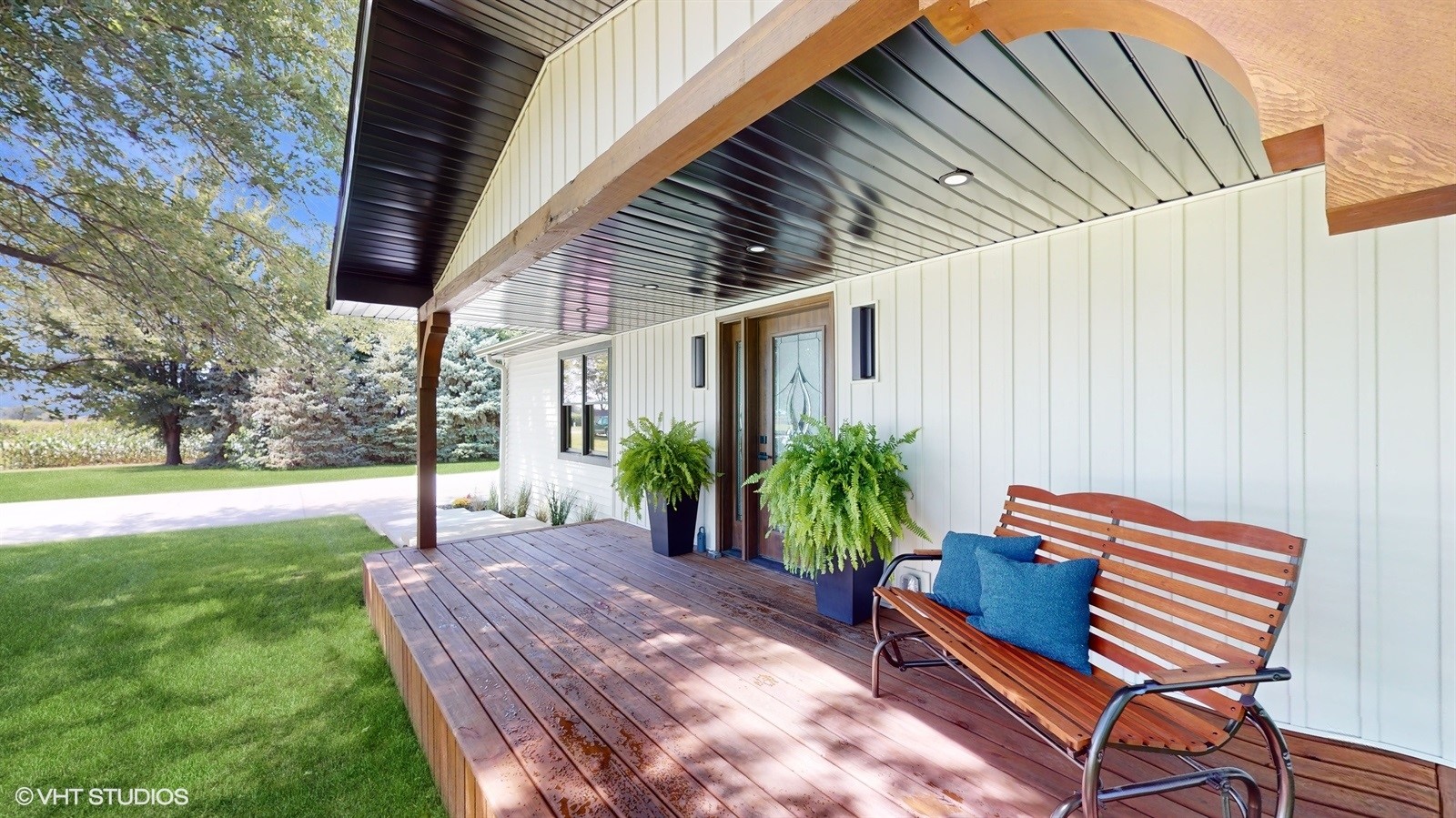 52nd Ave, Newton, IA 50208