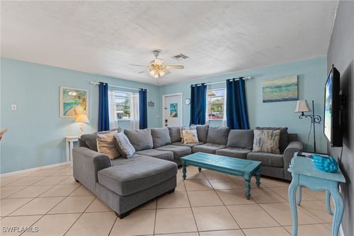 4241 Mariner Ln, BONITA SPRINGS, FL, 34134-4016 | Card Image