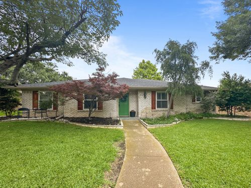 312 Meadowlark Dr, Richardson, TX, 75080-1940 | Card Image