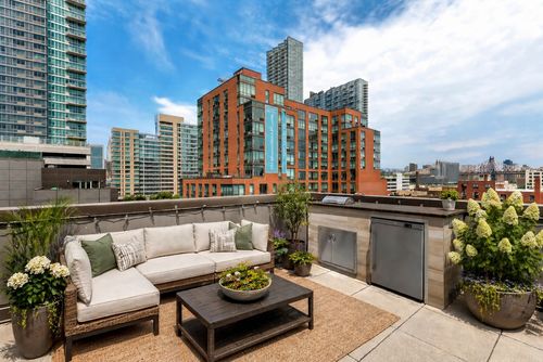 2a-5-26 47th Ave, Long Island City, NY, 11101-8609 | Card Image