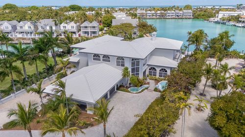 152 N Indies Dr, Duck Key, FL, 33050-3703 | Card Image