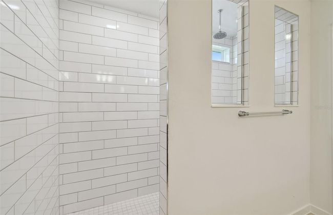 Owner's Super Walk-In Shower | Image 19