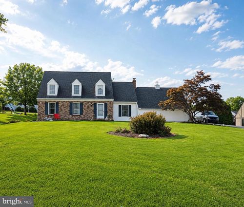 1808 Blacklatch Ln, Middletown, PA, 17057-2983 | Card Image