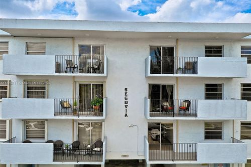 apt-215-1221 Sw 122nd Ave, Miami, FL, 33184-2871 | Card Image