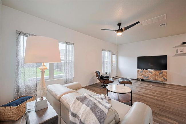 Lots of light to the outside back yard. The back yard is fenced in. | Image 10