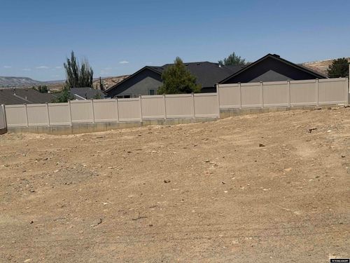 1525 Edgar St, Rock Springs, WY, 82901-6653 | Card Image