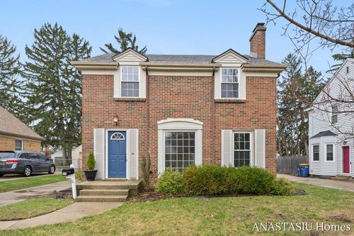 870 Mayhew Wood Dr Se, Grand Rapids, MI, 49507-3608 | Card Image