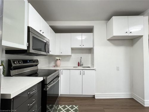 upper-1164 Cannon St E, Hamilton, ON, L8L2K1 | Card Image