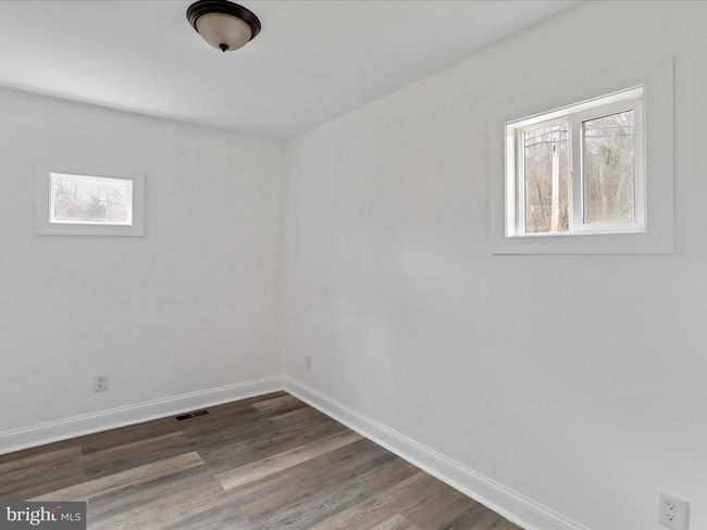 15 Zacharys Way, House other with 3 bedrooms, 2 bathrooms and null parking in GREAT CACAPON WV | Image 19