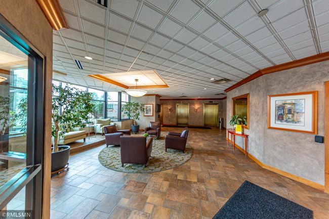 Lobby area | Image 20