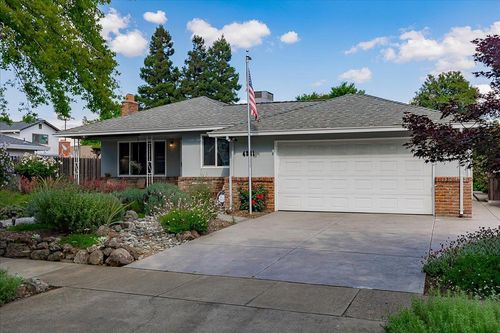 4321 69th St, Sacramento, CA, 95820-4323 | Card Image