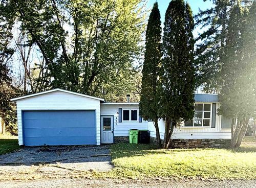 400 New Lisbon Estates East Street, New Lisbon, WI, 53950 | Card Image