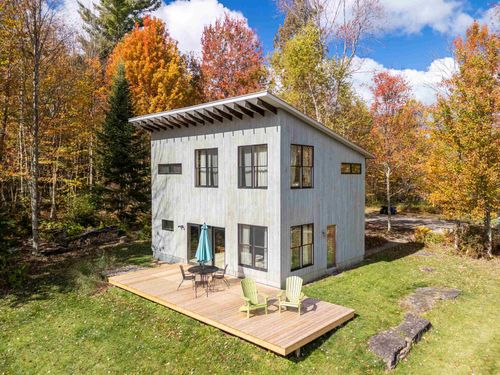 296 W Hill Rd, Lincoln, VT, 05443-9706 | Card Image