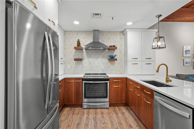 APT-211 - 555 S Water St, Condo with 2 bedrooms, 2 bathrooms and 3 parking in Providence RI | Image 9