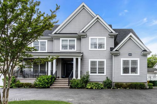 1020 Netherwood Dr, Lakewood, NJ, 08701-5566 | Card Image