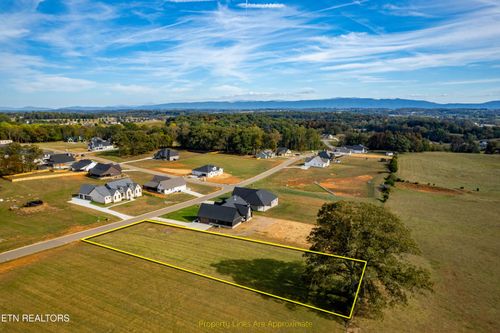 1017 Herbert Dr, Greenback, TN, 37742-5005 | Card Image