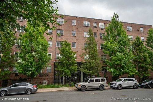 apt-e12-40 Owen St, Hartford, CT, 06105-3282 | Card Image