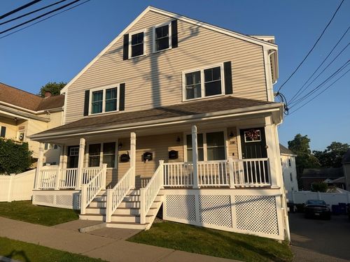 2-28 Richardson St, Wakefield, MA, 01880-3588 | Card Image