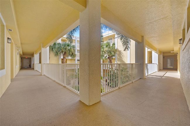 UNIT-2201 - 255 W End Dr, Condo with 2 bedrooms, 2 bathrooms and null parking in PUNTA GORDA FL | Image 17