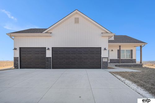 6915 Port Royal Dr, Papillion, NE, 68133-3023 | Card Image