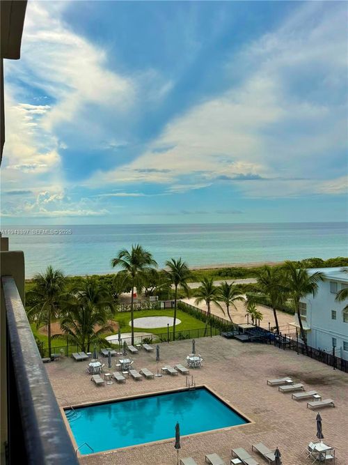 501-9273 Collins Ave, Surfside, FL, 33154-3048 | Card Image