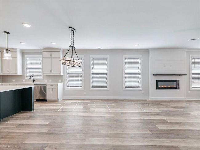 4437 Hosch Reserve Ct, House other with 6 bedrooms, 4 bathrooms and null parking in Buford GA | Image 7