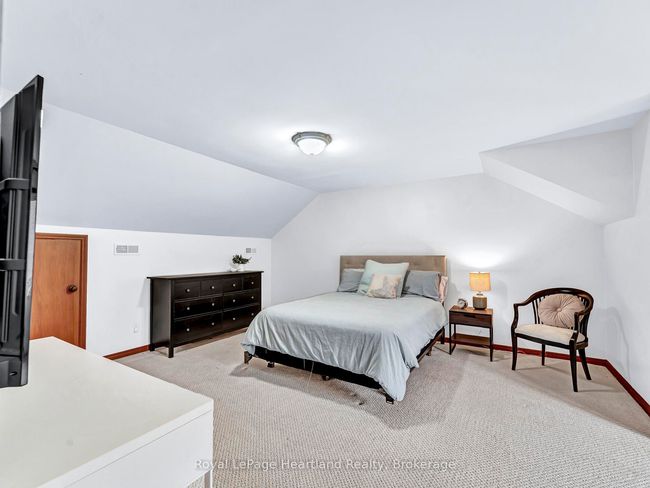 81366 Champlain Blvd, House other with 3 bedrooms, 2 bathrooms and 8 parking in Goderich ON | Image 34