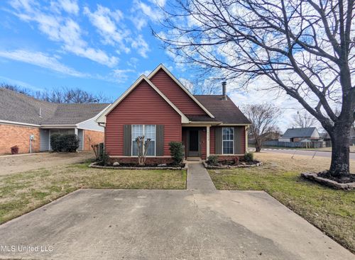 5572 April Dr, Southaven, MS, 38671-6902 | Card Image